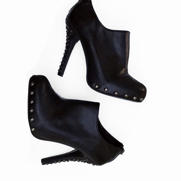 Dots Victoria Studded Ankle Booties - Picture 6 of 10